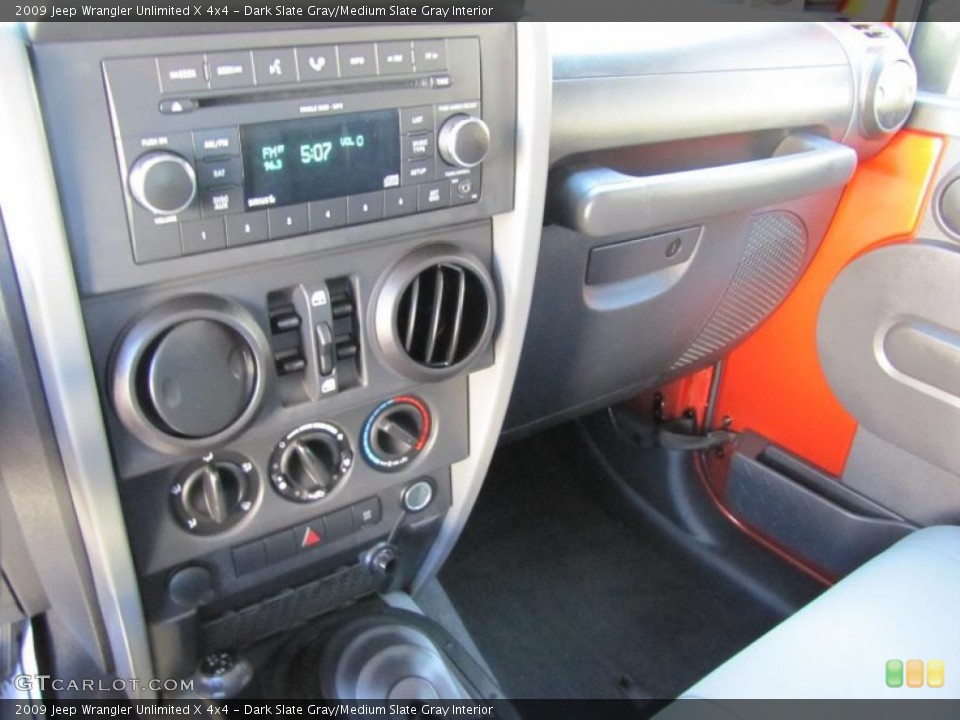 Dark Slate Gray/Medium Slate Gray Interior Controls for the 2009 Jeep Wrangler Unlimited X 4x4 #48920343