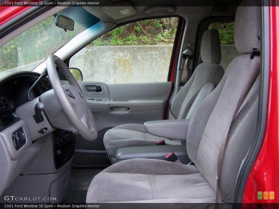 Medium Graphite Interior Photo for the 2001 Ford Windstar SE Sport #48929548
