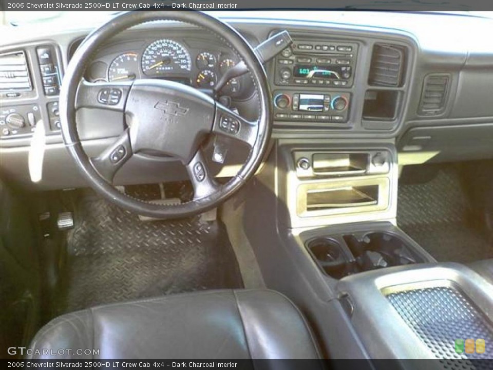 Dark Charcoal Interior Dashboard for the 2006 Chevrolet Silverado 2500HD LT Crew Cab 4x4 #48933322