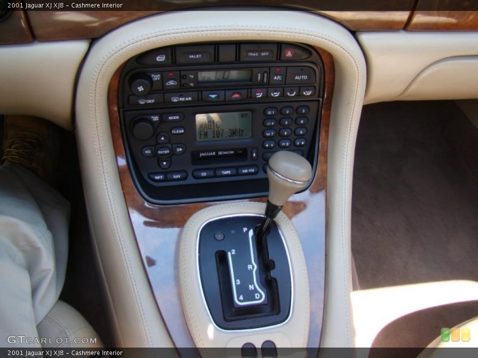Cashmere Interior Transmission for the 2001 Jaguar XJ XJ8 #48938025