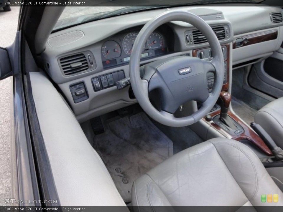 Beige Interior Photo for the 2001 Volvo C70 LT Convertible #48942202