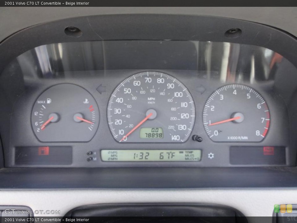 Beige Interior Gauges for the 2001 Volvo C70 LT Convertible #48942649