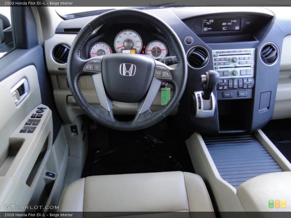 Beige Interior Dashboard for the 2009 Honda Pilot EX-L #48946141