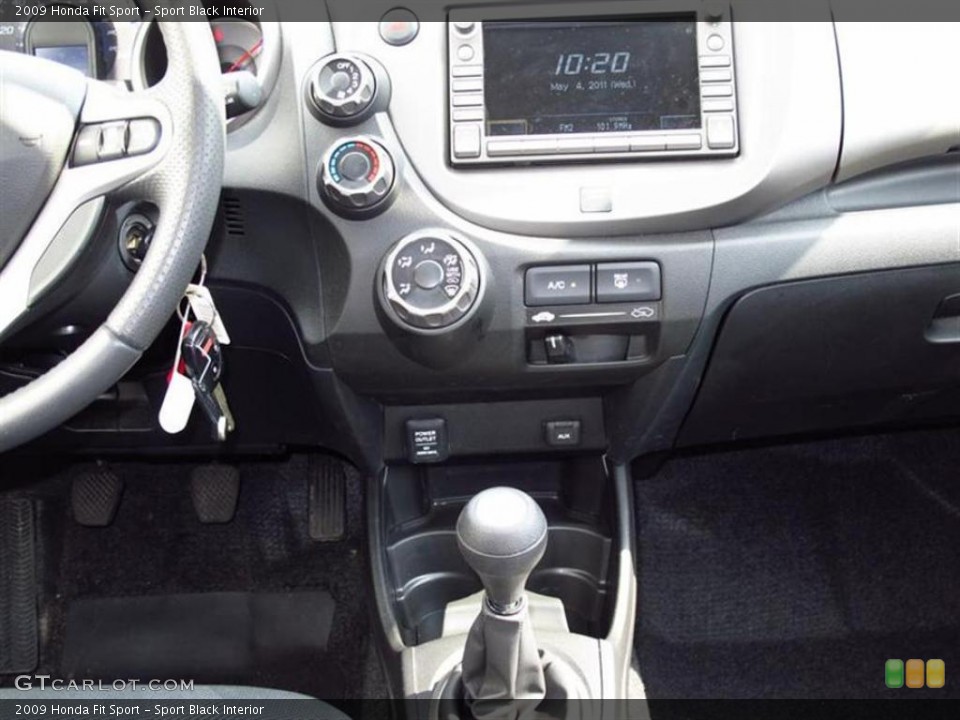 Sport Black Interior Controls for the 2009 Honda Fit Sport #48946758
