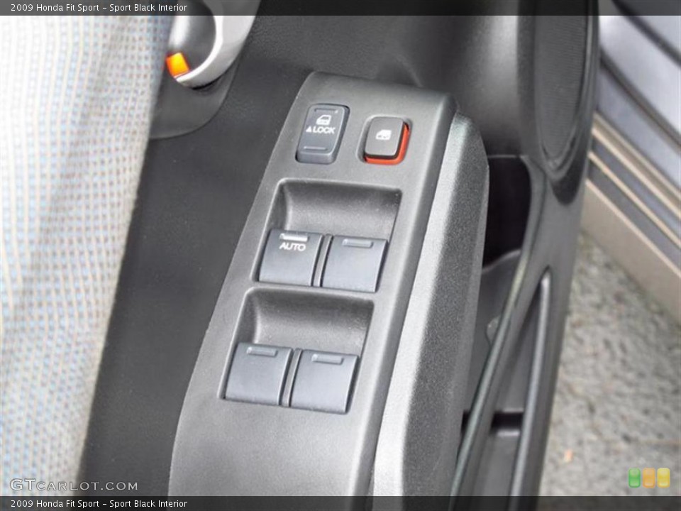 Sport Black Interior Controls for the 2009 Honda Fit Sport #48946804