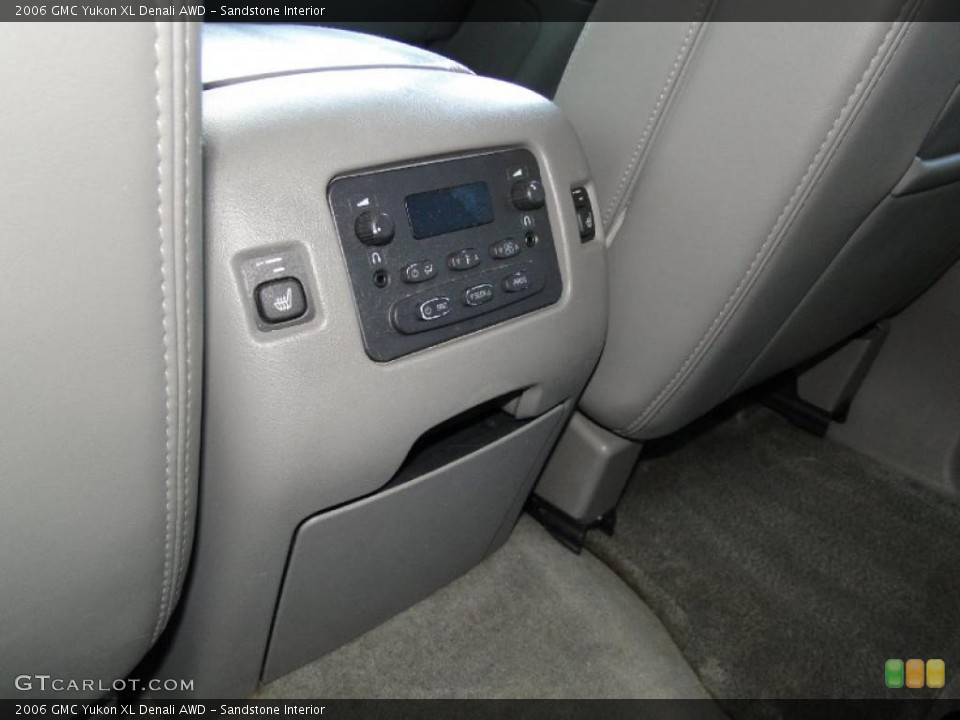 Sandstone Interior Photo for the 2006 GMC Yukon XL Denali AWD #48948154