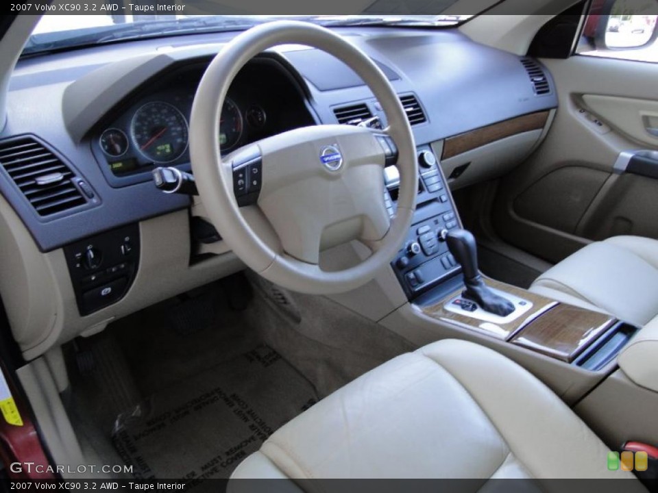 Taupe Interior Photo for the 2007 Volvo XC90 3.2 AWD #48948598