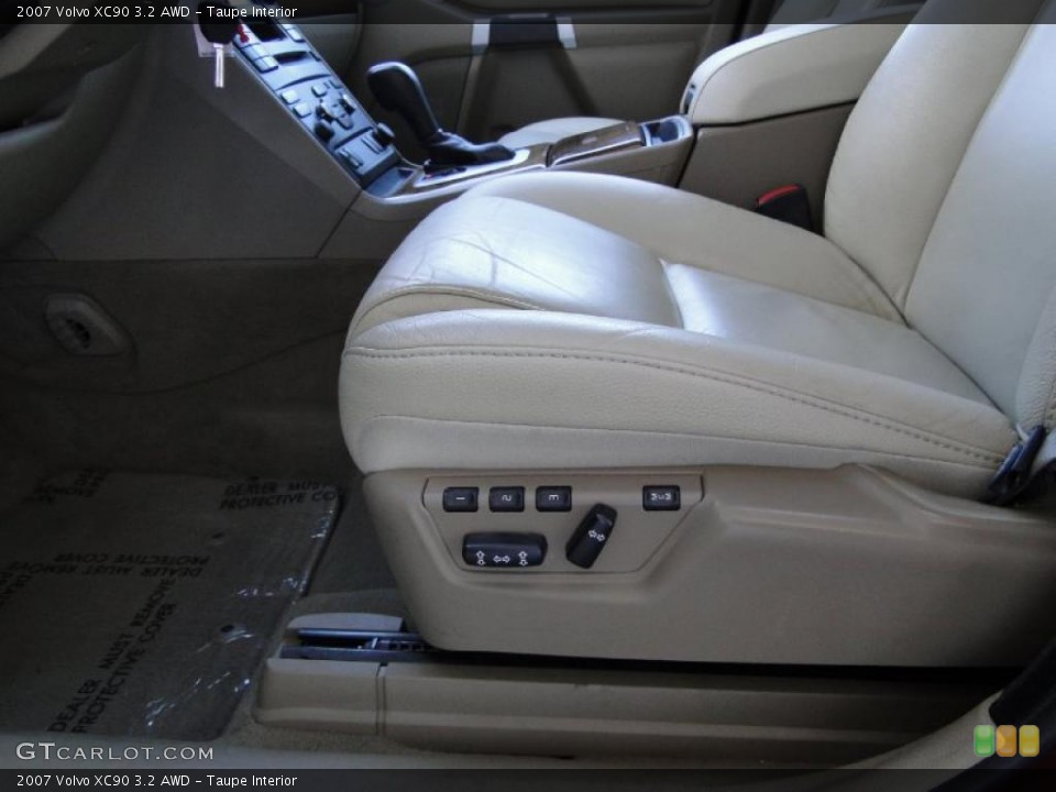 Taupe Interior Controls for the 2007 Volvo XC90 3.2 AWD #48948613
