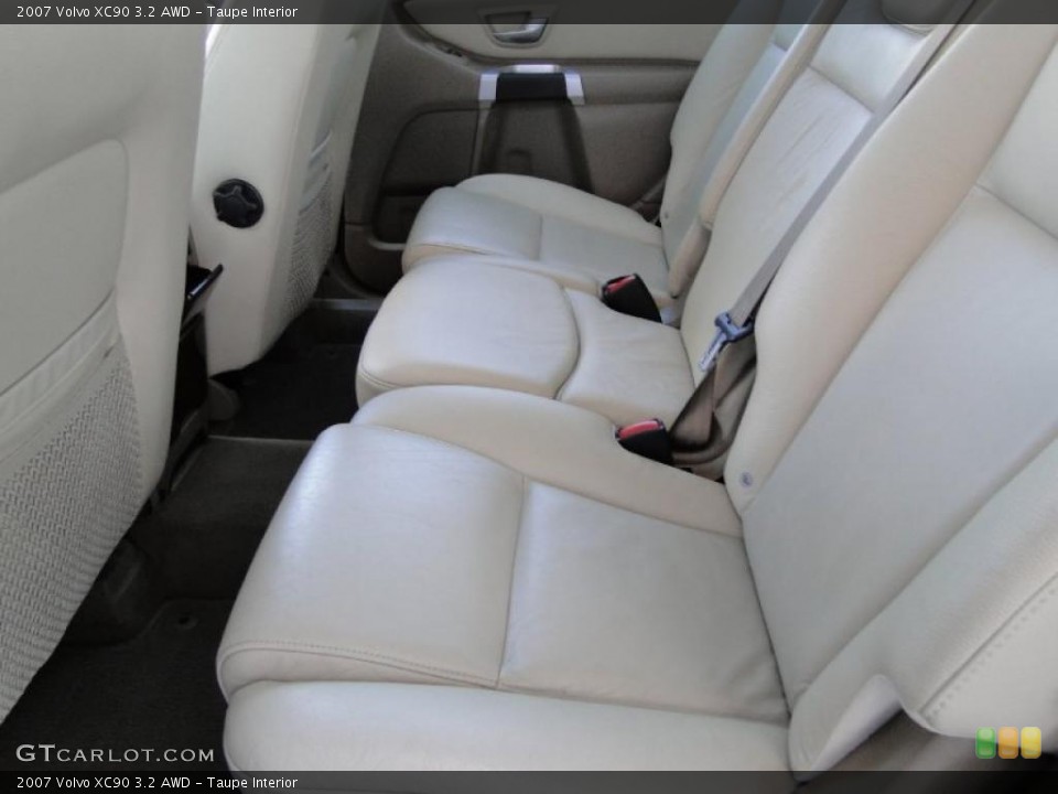 Taupe Interior Photo for the 2007 Volvo XC90 3.2 AWD #48948841