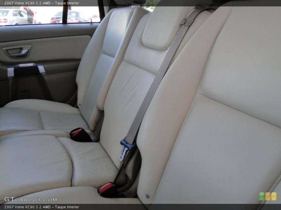 Taupe Interior Photo for the 2007 Volvo XC90 3.2 AWD #48948856