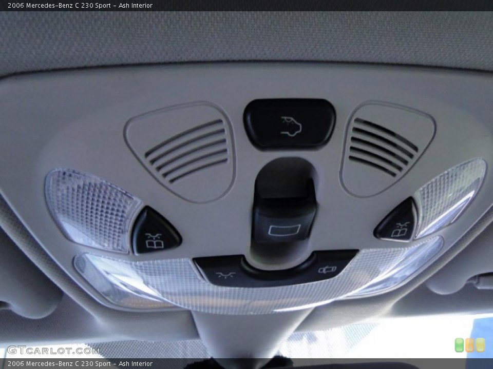 Ash Interior Controls for the 2006 Mercedes-Benz C 230 Sport #48949468