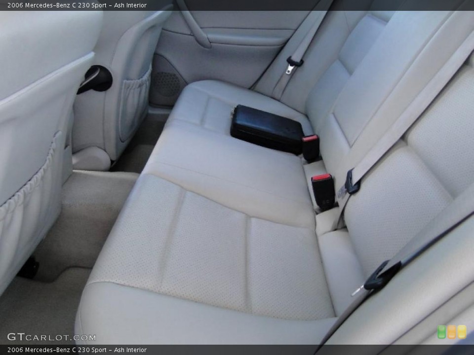 Ash Interior Photo for the 2006 Mercedes-Benz C 230 Sport #48949549
