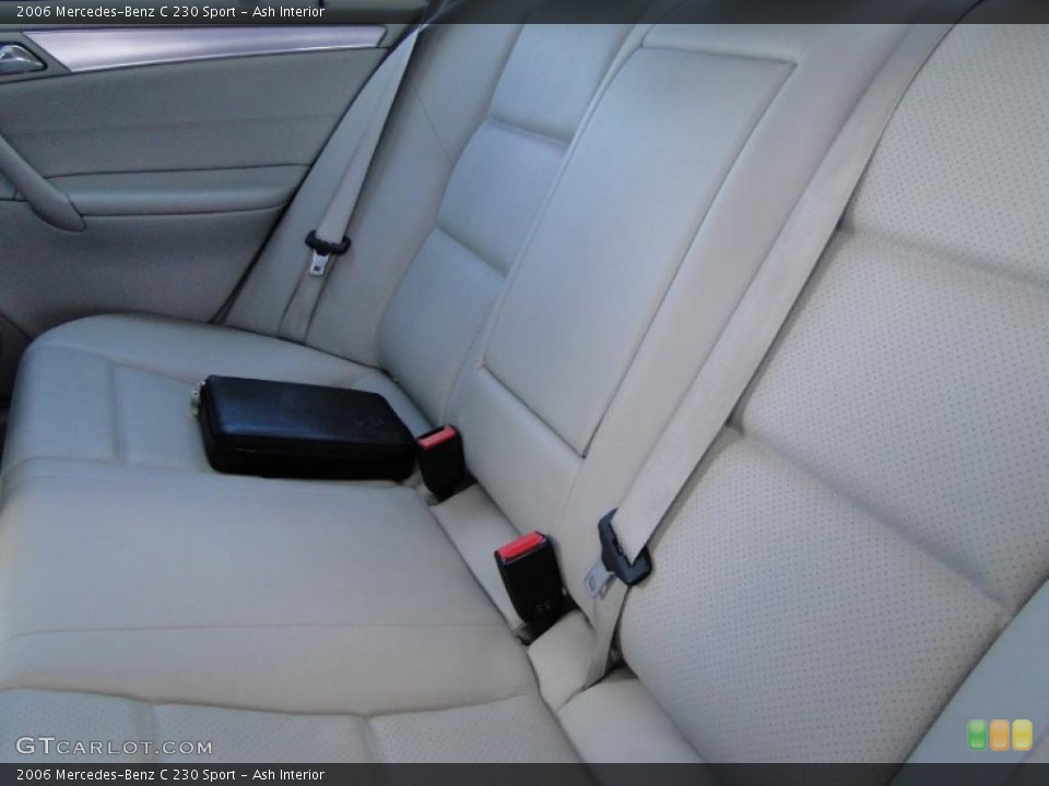 Ash Interior Photo for the 2006 Mercedes-Benz C 230 Sport #48949562