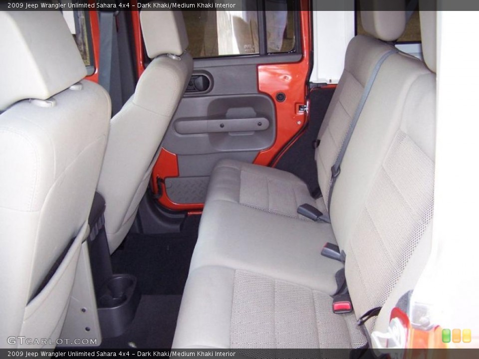 Dark Khaki/Medium Khaki Interior Photo for the 2009 Jeep Wrangler Unlimited Sahara 4x4 #48950911