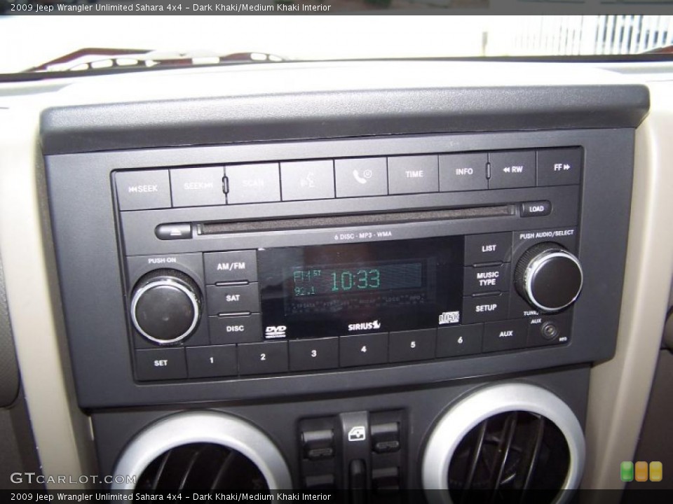 Dark Khaki/Medium Khaki Interior Controls for the 2009 Jeep Wrangler Unlimited Sahara 4x4 #48950998