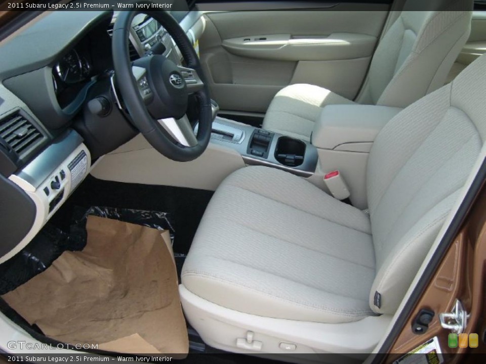 Warm Ivory Interior Photo for the 2011 Subaru Legacy 2.5i Premium #48951031