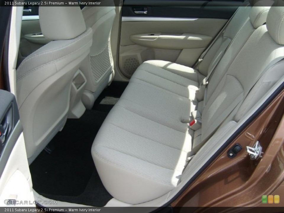 Warm Ivory Interior Photo for the 2011 Subaru Legacy 2.5i Premium #48951046