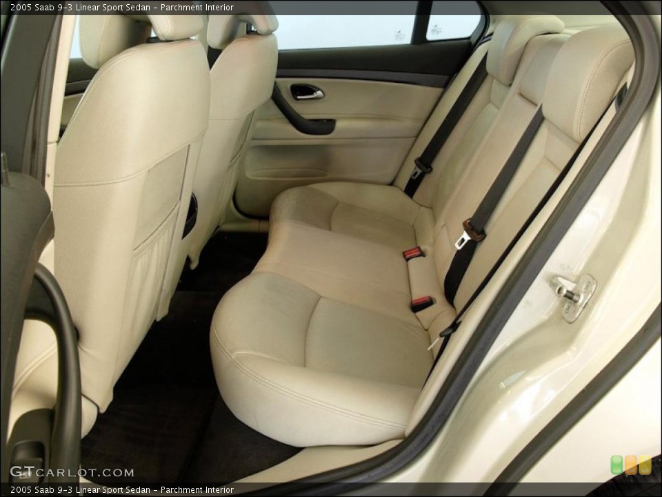 Parchment Interior Photo for the 2005 Saab 9-3 Linear Sport Sedan #48951346