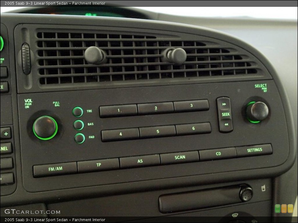 Parchment Interior Controls for the 2005 Saab 9-3 Linear Sport Sedan #48951374