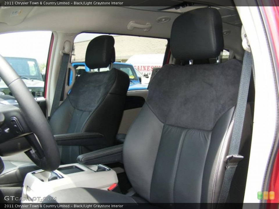 Black/Light Graystone Interior Photo for the 2011 Chrysler Town & Country Limited #48952552