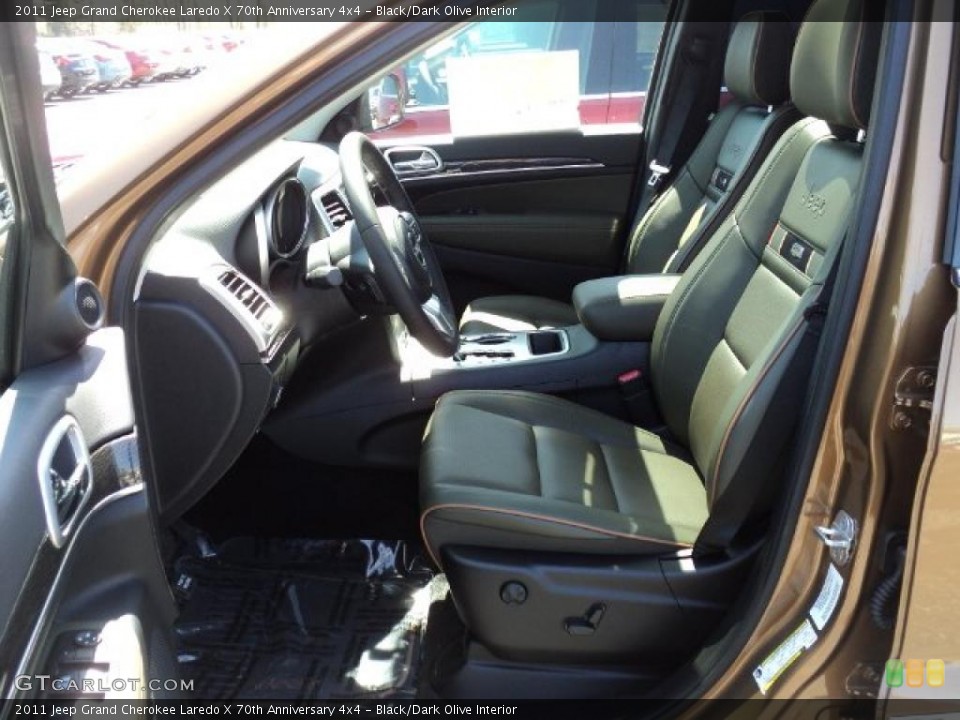 Black/Dark Olive Interior Photo for the 2011 Jeep Grand Cherokee Laredo X 70th Anniversary 4x4 #48954115