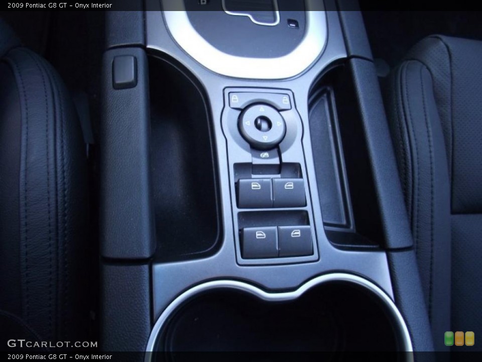 Onyx Interior Controls for the 2009 Pontiac G8 GT #48954246