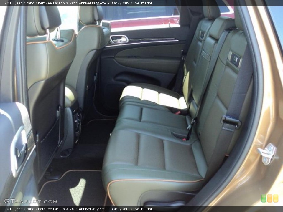 Black/Dark Olive Interior Photo for the 2011 Jeep Grand Cherokee Laredo X 70th Anniversary 4x4 #48954250