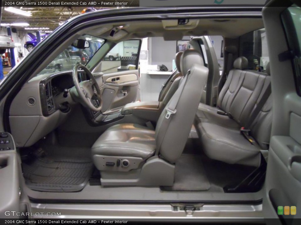 Pewter Interior Photo for the 2004 GMC Sierra 1500 Denali Extended Cab AWD #48966590