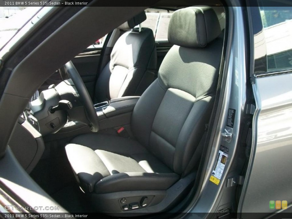 Black Interior Photo for the 2011 BMW 5 Series 535i Sedan #48967946