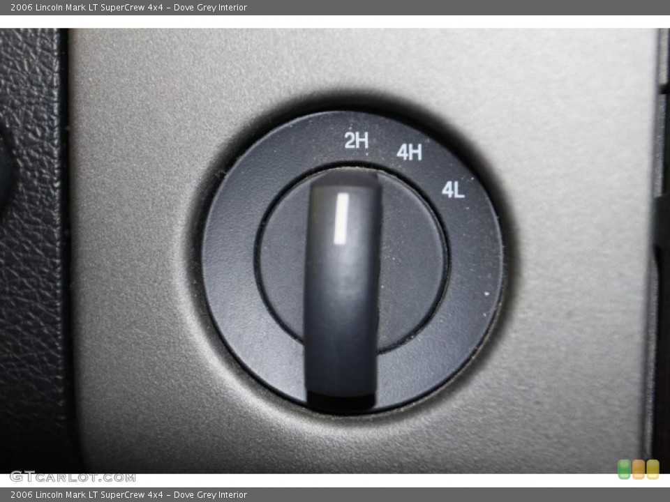 Dove Grey Interior Controls for the 2006 Lincoln Mark LT SuperCrew 4x4 #48970199