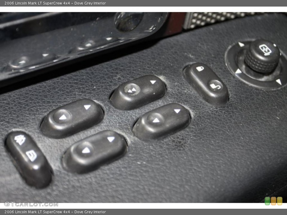 Dove Grey Interior Controls for the 2006 Lincoln Mark LT SuperCrew 4x4 #48970250