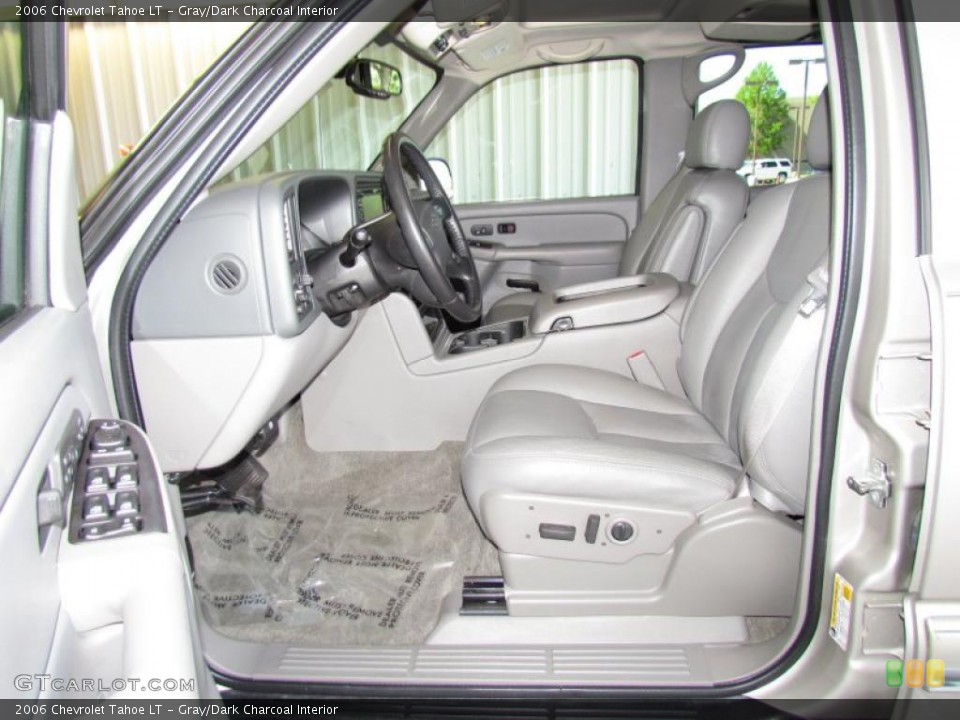 Gray/Dark Charcoal Interior Photo for the 2006 Chevrolet Tahoe LT #48980096