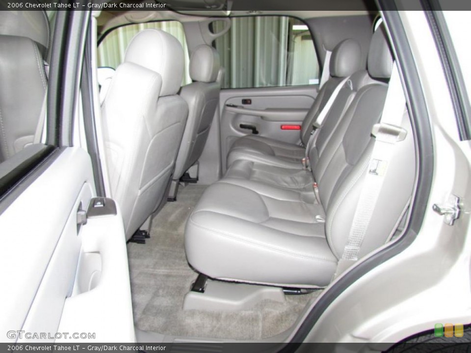 Gray/Dark Charcoal Interior Photo for the 2006 Chevrolet Tahoe LT #48980105