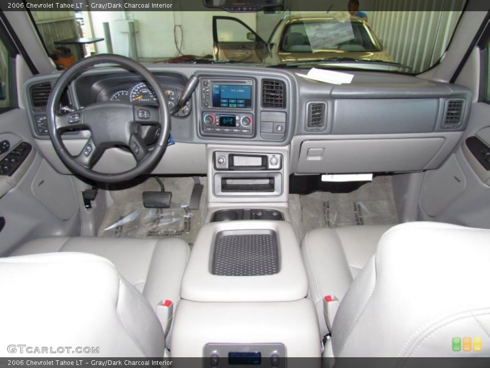 Gray/Dark Charcoal Interior Dashboard for the 2006 Chevrolet Tahoe LT #48980111