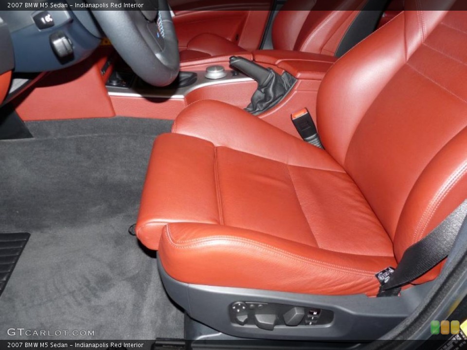 Indianapolis Red Interior Photo for the 2007 BMW M5 Sedan #48985176