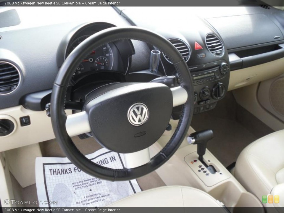Cream Beige Interior Photo for the 2008 Volkswagen New Beetle SE Convertible #48985751