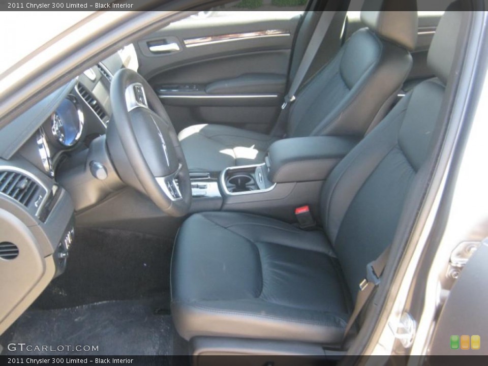 Black Interior Photo for the 2011 Chrysler 300 Limited #48989264