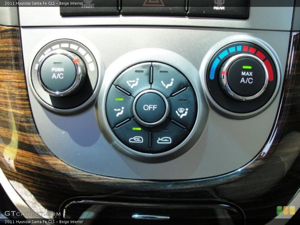 Beige Interior Controls for the 2011 Hyundai Santa Fe GLS #48999185