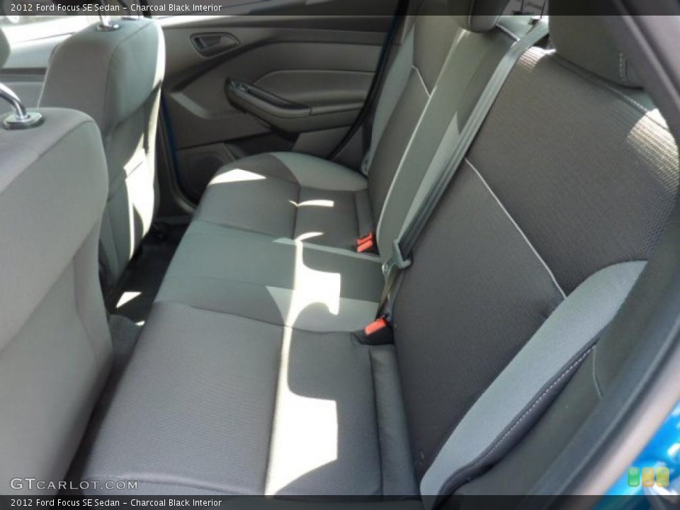 Charcoal Black Interior Photo for the 2012 Ford Focus SE Sedan #49004961