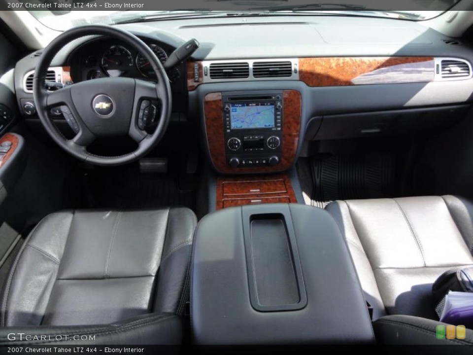 Ebony Interior Dashboard for the 2007 Chevrolet Tahoe LTZ 4x4 #49005620