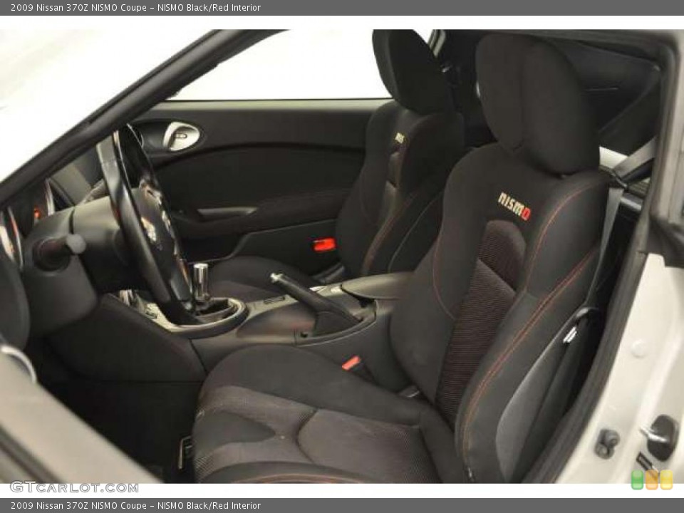 NISMO Black/Red Interior Photo for the 2009 Nissan 370Z NISMO Coupe #49013516