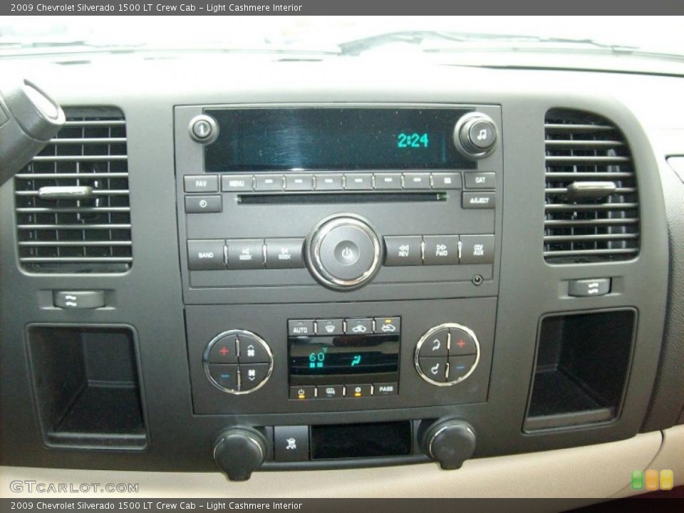 Light Cashmere Interior Controls for the 2009 Chevrolet Silverado 1500 LT Crew Cab #49027683