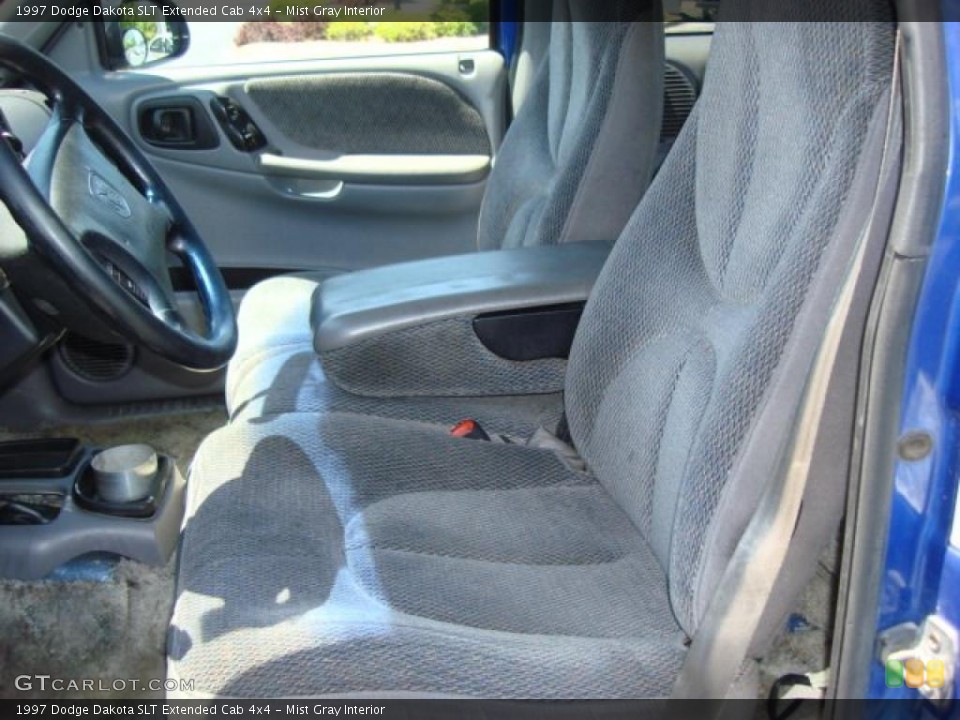 Mist Gray Interior Photo for the 1997 Dodge Dakota SLT Extended Cab 4x4 #49028688