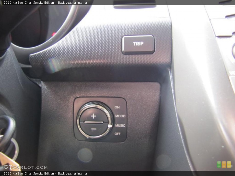 Black Leather Interior Controls for the 2010 Kia Soul Ghost Special Edition #49039905