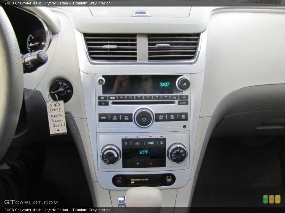 Titanium Gray Interior Controls for the 2008 Chevrolet Malibu Hybrid Sedan #49042626