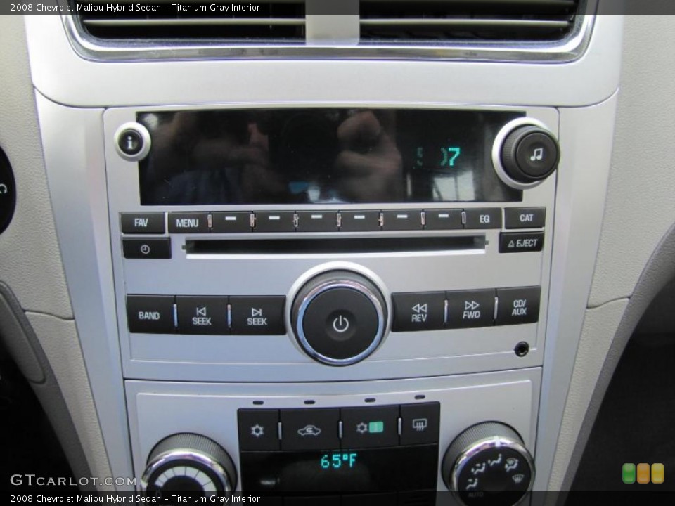 Titanium Gray Interior Controls for the 2008 Chevrolet Malibu Hybrid Sedan #49042644