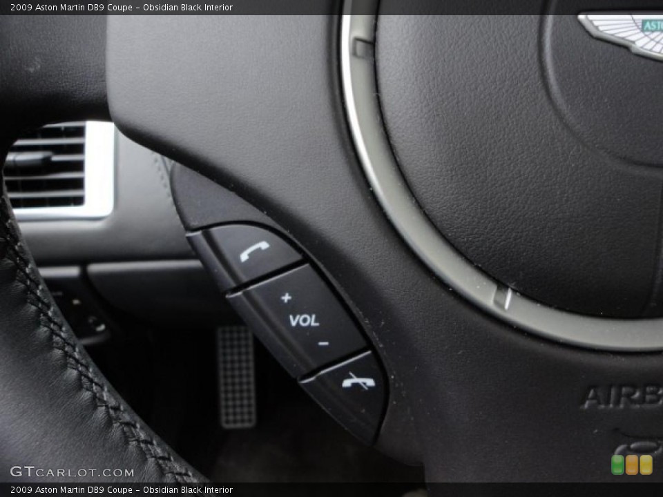 Obsidian Black Interior Controls for the 2009 Aston Martin DB9 Coupe #49051920