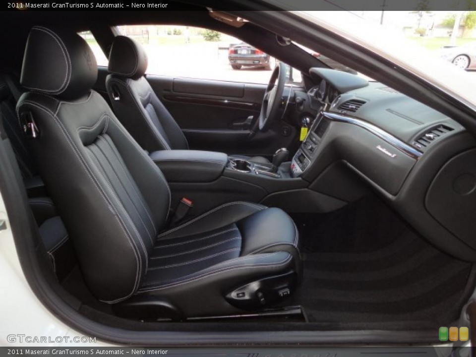 Nero Interior Photo for the 2011 Maserati GranTurismo S Automatic #49052765