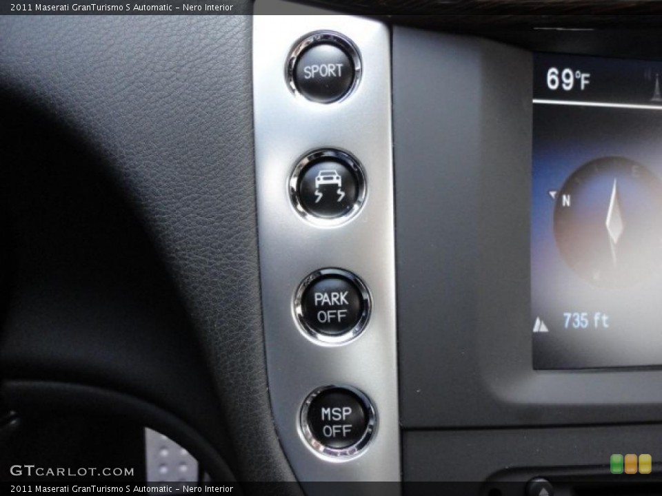 Nero Interior Controls for the 2011 Maserati GranTurismo S Automatic #49053077