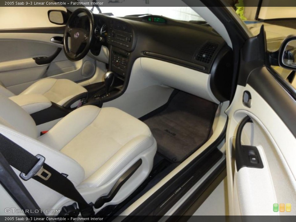 Parchment Interior Dashboard for the 2005 Saab 9-3 Linear Convertible #49058282